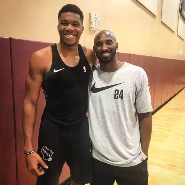 本赛季苏超最佳阵容：冠军泰州队1人入选，亚军南通队3人在列（苏超本季最佳阵容出炉：冠军泰州仅1人入选，亚军南通3将上榜）