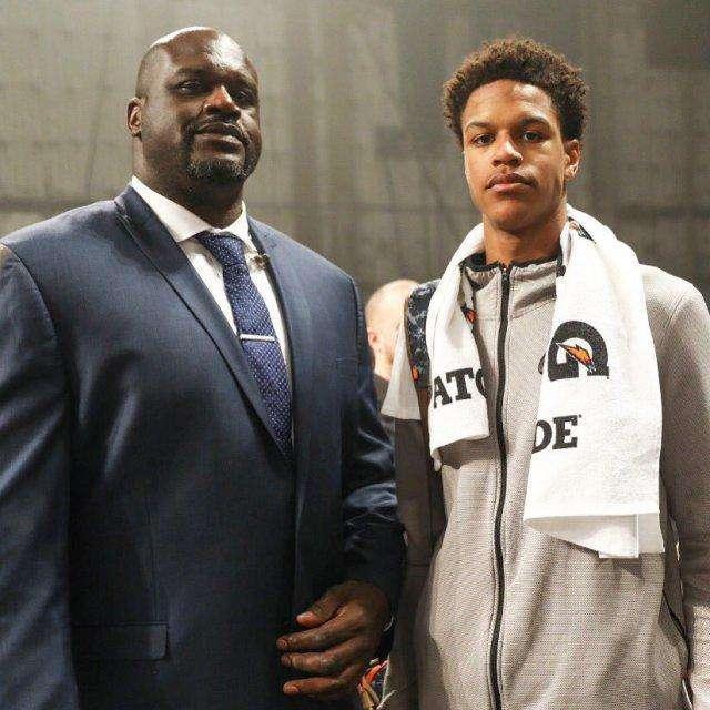 中超9／10月最佳球员候选：卡扎伊什维利、莱昂纳多、亚戈在列（中超9-10月最佳球员提名：卡扎伊什维利、莱昂纳多、亚戈上榜）