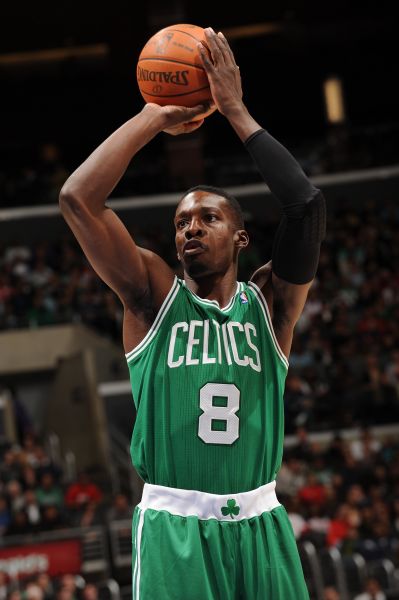 德甲战报：芬德破门，马拉扳平，云达不莱梅1-1科隆（德甲简报：芬德先拔头筹，马拉扳平，云达不莱梅与科隆1-1握手言和）