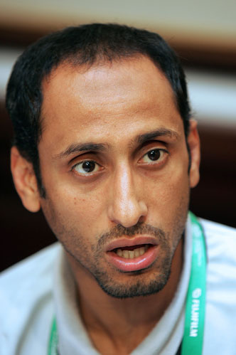 圣吉罗斯主帅：我们打欧冠不是来当旁观者，要让马竞感到压力（圣吉罗斯主帅：踢欧冠不做看客，要给马竞施压）